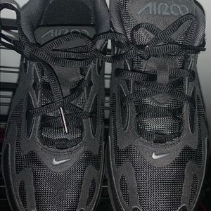 air max 200 boys gradeschool